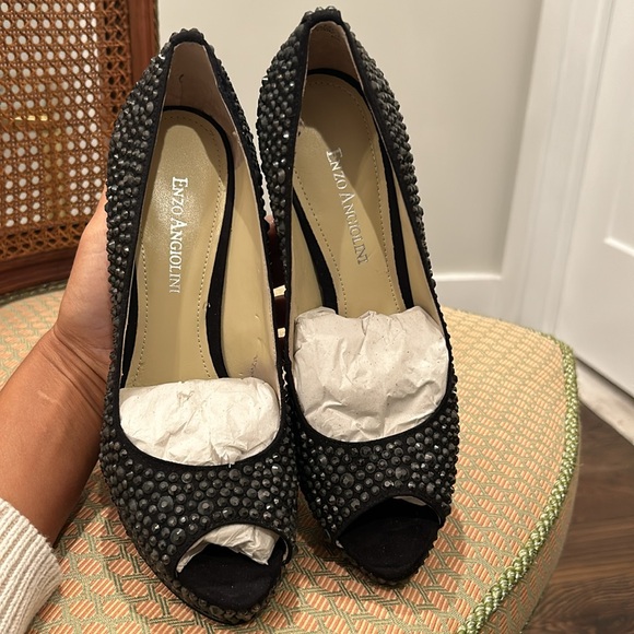 Black peeptoe high heels with black crystals. - Picture 3 of 7